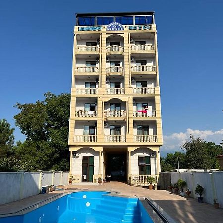 Majestic Hotel Kobuleti ภายนอก รูปภาพ