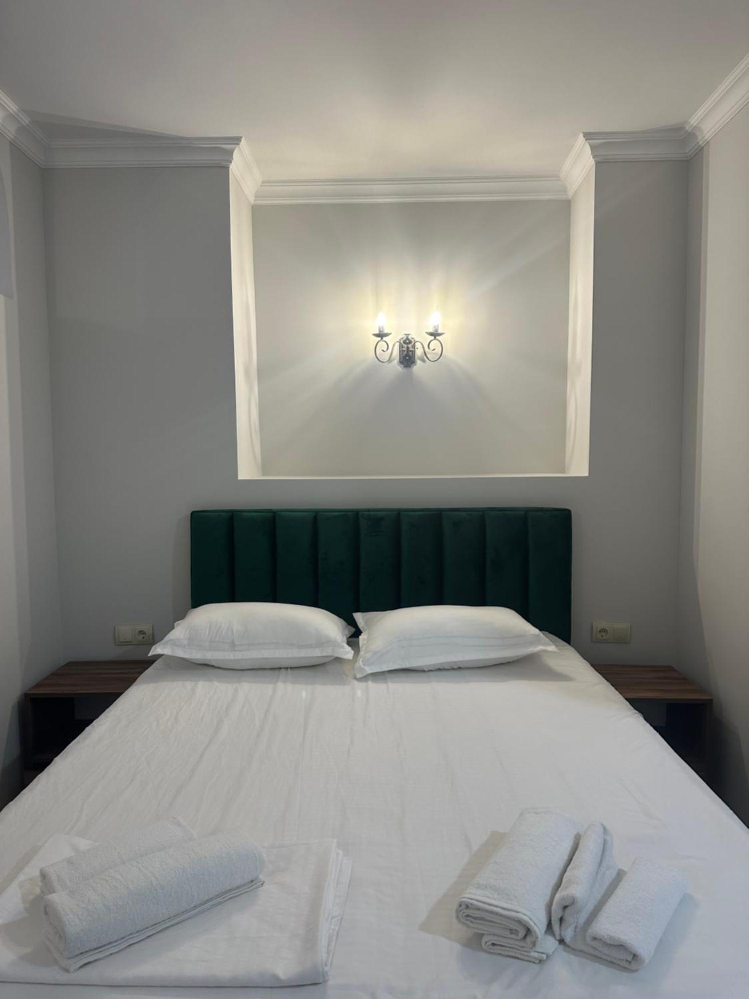 Majestic Hotel Kobuleti ภายนอก รูปภาพ
